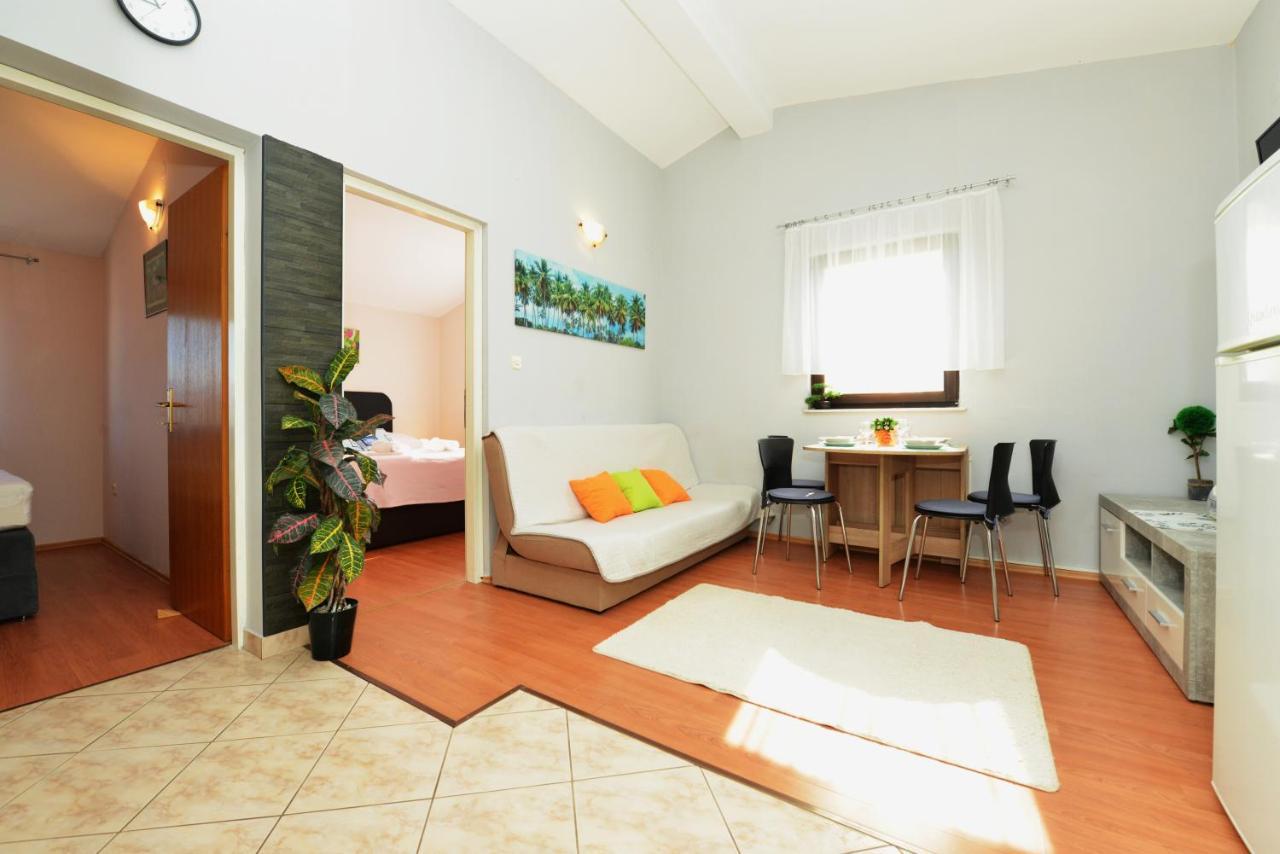 Apartment Lavender Vir Exterior foto