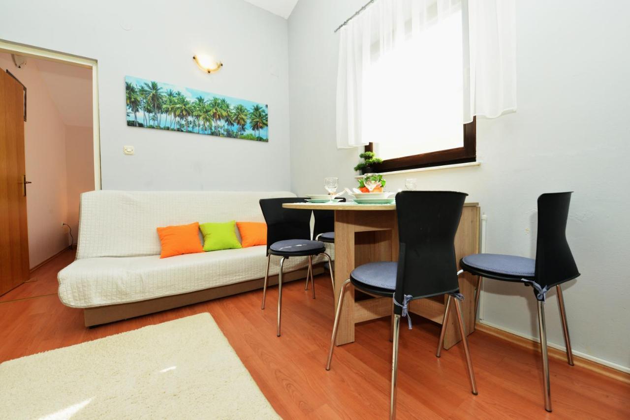 Apartment Lavender Vir Exterior foto